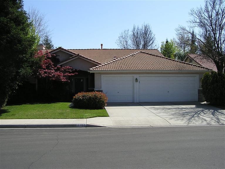2305 E Powers Ave, Fresno, CA 93720 photo 1