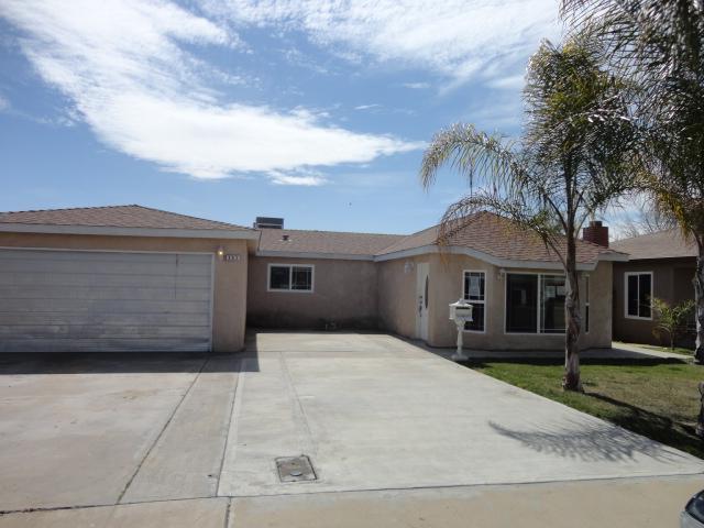863 Jefferson Way, Sanger, CA 93657 photo 1