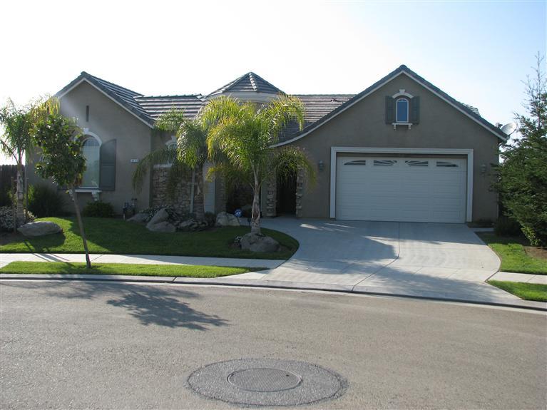 3113 Hampton Way, Clovis, CA 93619 photo 1