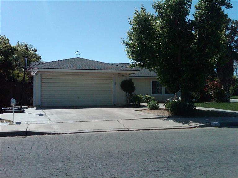 1502 Lincoln Ave, Clovis, CA 93611 photo 1