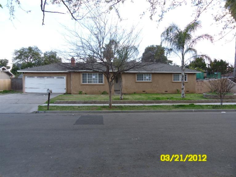 4750 E Tower Ave, Fresno, CA 93725 photo 1