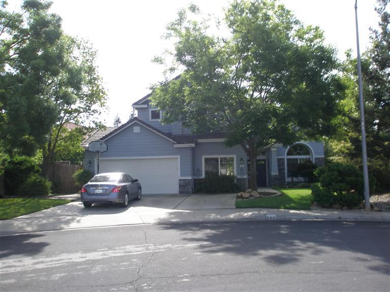 885 Mckelvy Ave, Clovis, CA 93611 photo 1