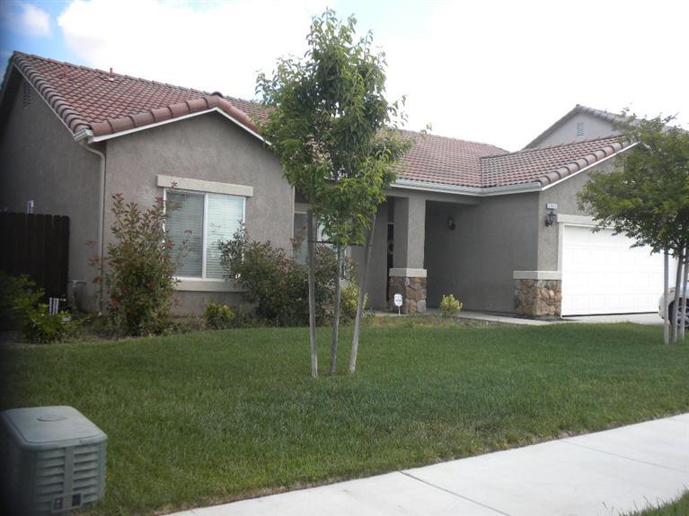 2696 Cherry Ave, Sanger, CA 93657 photo 1