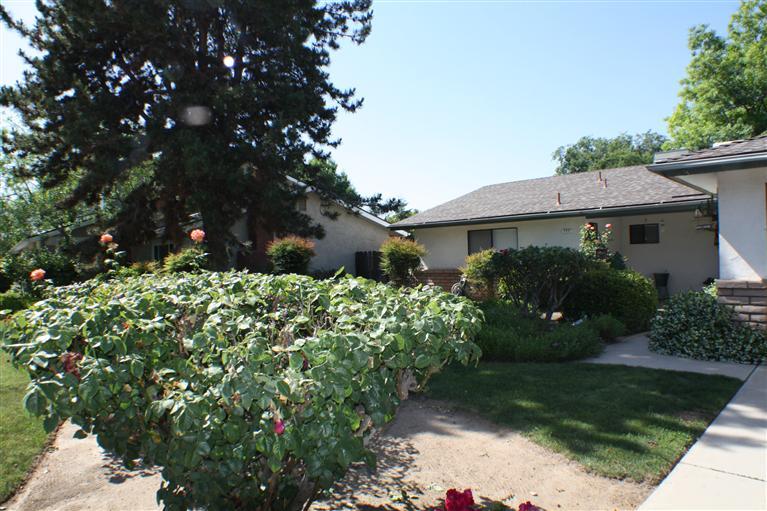 777 W Los Altos Ave, Clovis, CA 93612 photo 1