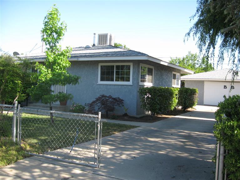 236 8th St, Clovis, CA 93612 photo 1