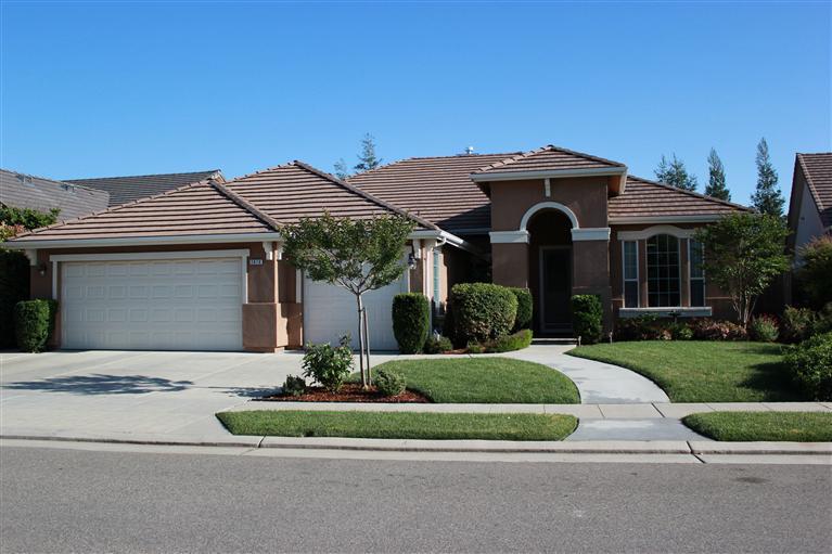 2876 Roberts Ave, Clovis, CA 93611 photo 1