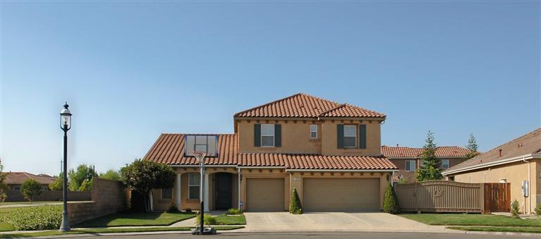 3207 Lester Ave, Clovis, CA 93619 photo 1