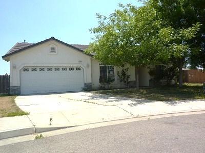 3702 Jasper St, Selma, CA 93662 photo 1