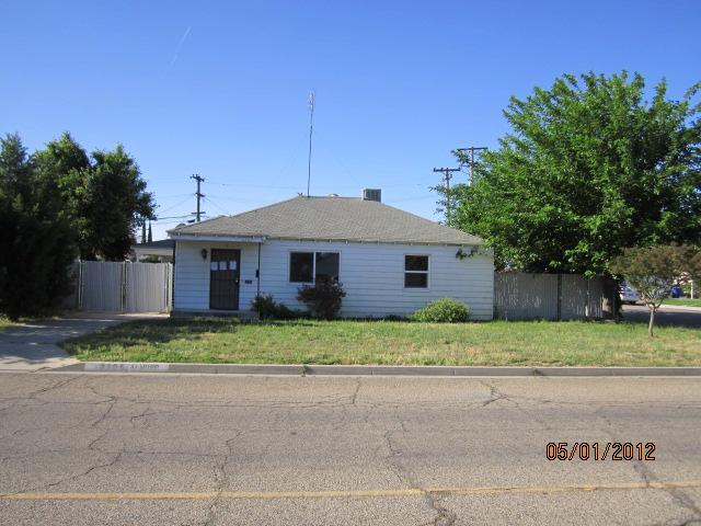 2205 Almond Ave, Sanger, CA 93657 photo 1