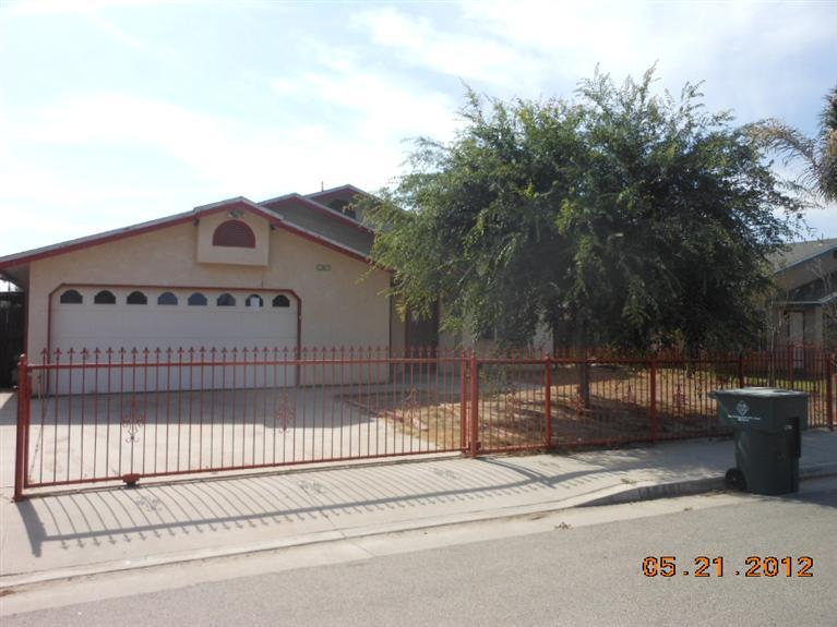 13461 S Vanderburgh St, Caruthers, CA 93609 photo 1