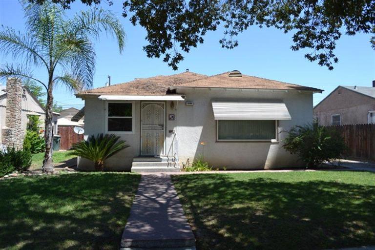 3269 E Hedges Ave, Fresno, CA 93703 photo 1