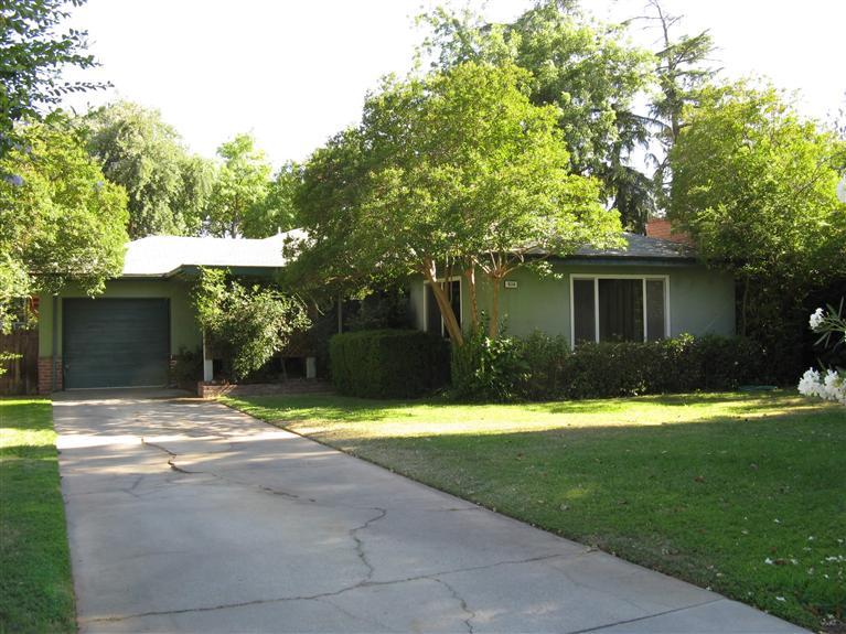 938 E Hampton Way, Fresno, CA 93704 photo 1
