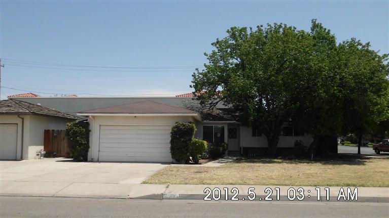1939 Harvard Ave, Clovis, CA 93612 photo 1