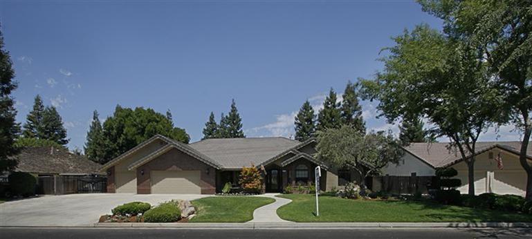 2117 San Gabriel Ave, Clovis, CA 93611 photo 1