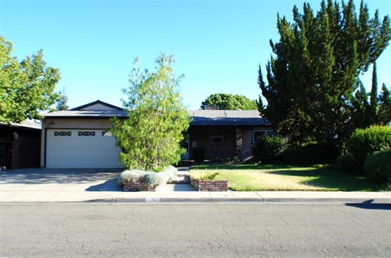 362 W Swift Ave, Clovis, CA 93612 photo 1