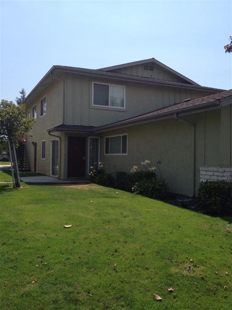 486 W Alamos Ave #2, Clovis, CA 93612 photo 1