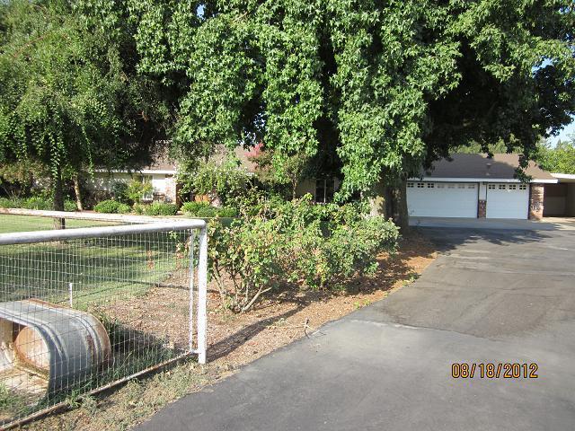 1163 N Mccall Ave, Sanger, CA 93657 photo 1