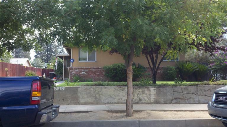 720 Dewitt Ave, Sanger, CA 93657 photo 1