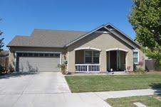 668 E Cambridge Dr, Reedley, CA 93654 photo 1