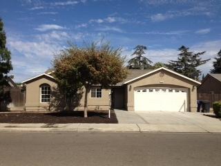 726 Harrison Ave, Sanger, CA 93657 photo 1