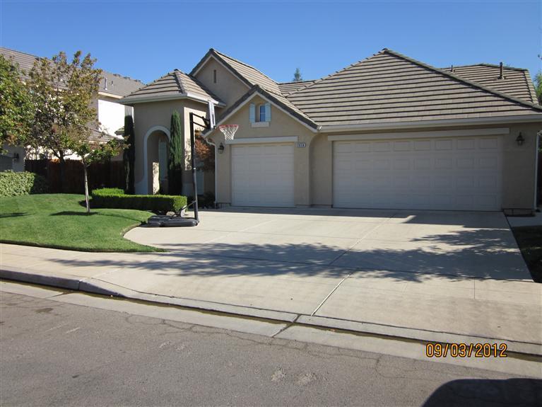2836 Antonio Ave, Clovis, CA 93611 photo 1