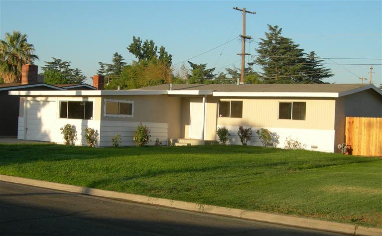1436 Cherry Ln, Clovis, CA 93612 photo 1