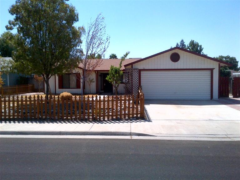 1714 Ashcroft Ave, Clovis, CA 93611 photo 1