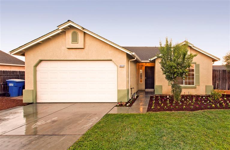 3612 Clay Ct, Selma, CA 93662 photo 1