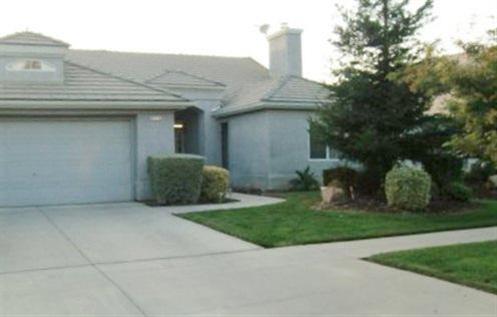 826 Park Ave, Clovis, CA 93611 photo 1