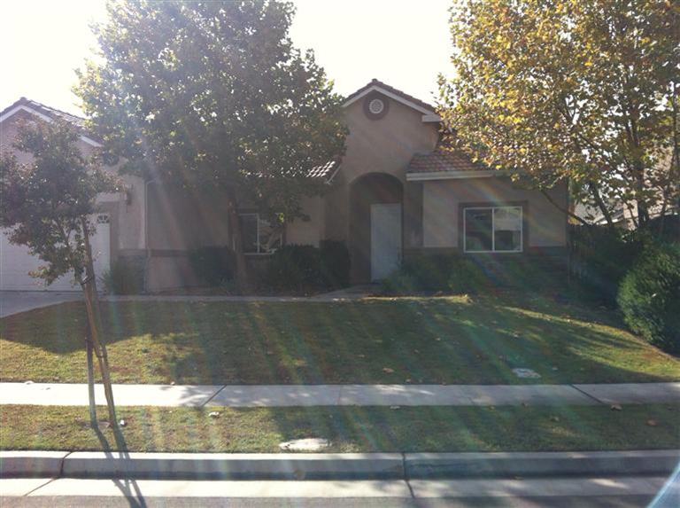 2629 Atchison Ave, Sanger, CA 93657 photo 1