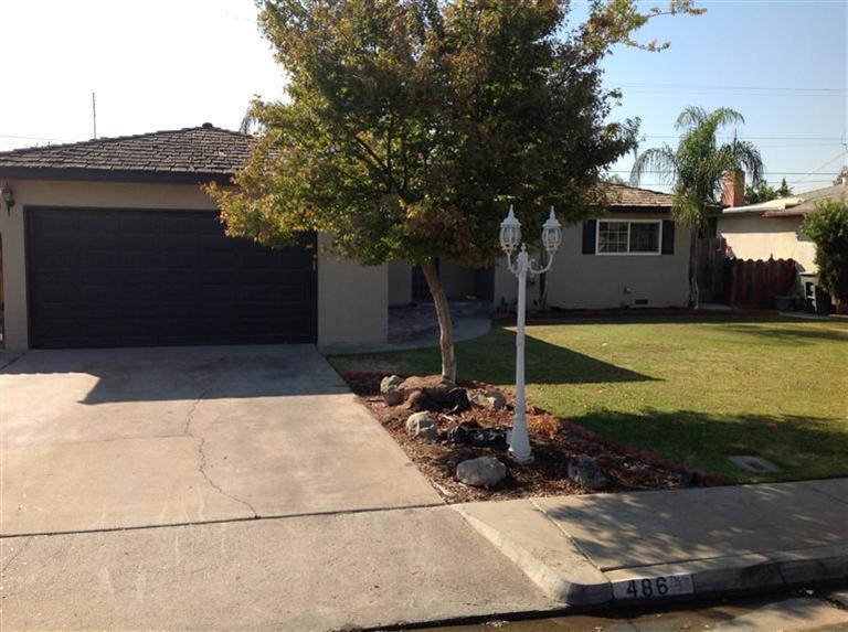 486 W Twain Ave, Clovis, CA 93612 photo 1