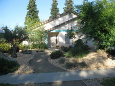 175 N Mckelvy Ave, Clovis, CA 93611 photo 1