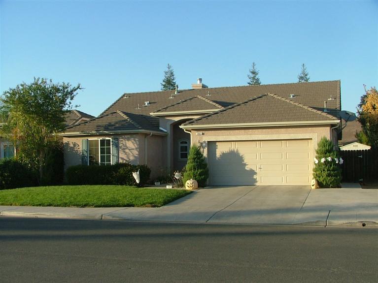 2867 Twain Ave, Clovis, CA 93611 photo 1