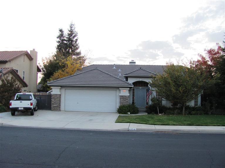 864 N Perry Ave, Clovis, CA 93611 photo 1