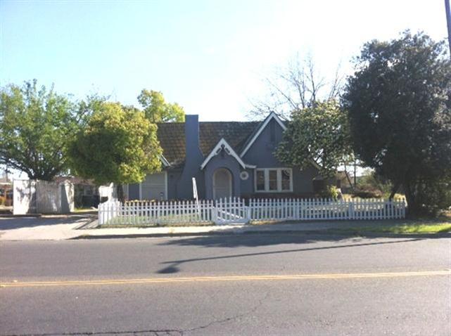 1608 E Olive Ave, Fresno, CA 93728 photo 1