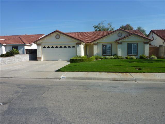 336 Lily Ave, Sanger, CA 93657 photo 1