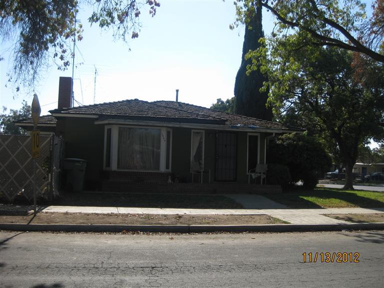1908 E Belgravia Ave, Fresno, CA 93706 photo 1