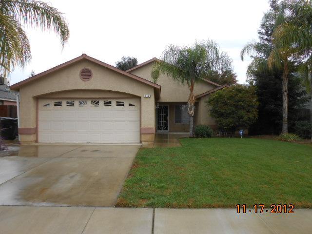 512 Walnut Ave, Sanger, CA 93657 photo 1