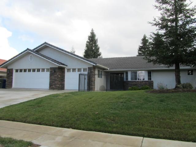 1041 N Armstrong Ave, Clovis, CA 93611 photo 1