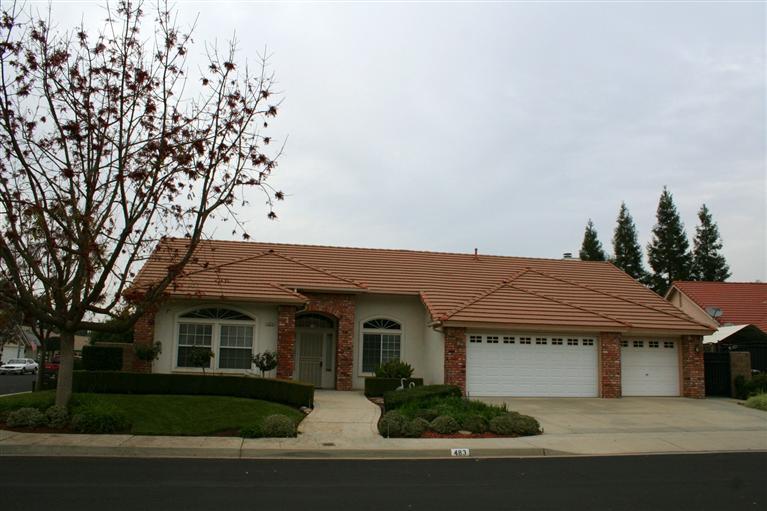 483 W Fallbrook Ave, Clovis, CA 93611 photo 1
