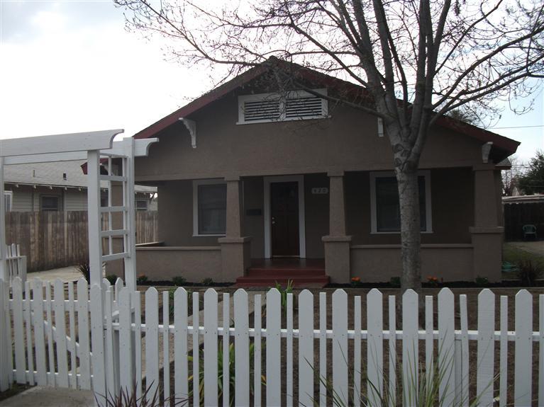 420 Harvard Ave, Clovis, CA 93612 photo 1