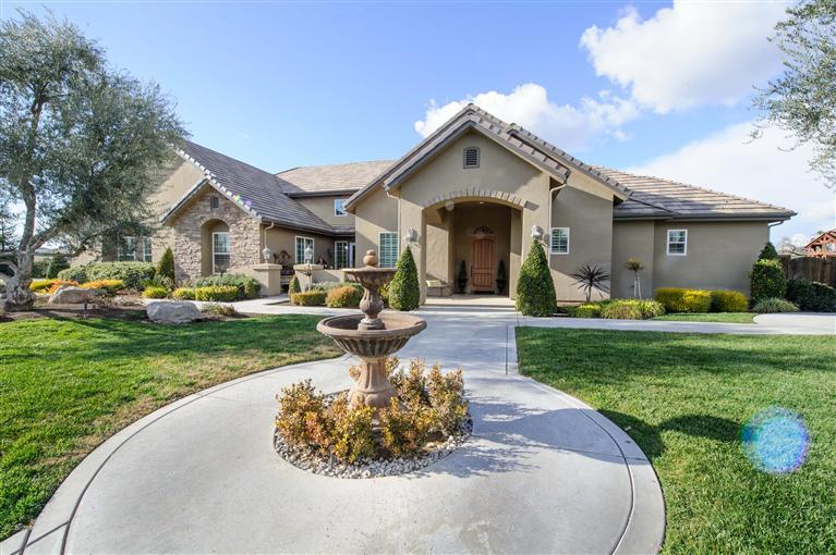 7371 N Leonard Ave, Clovis, CA 93619 photo 1