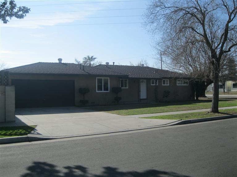 4680 E Weldon Ave, Fresno, CA 93703 photo 1