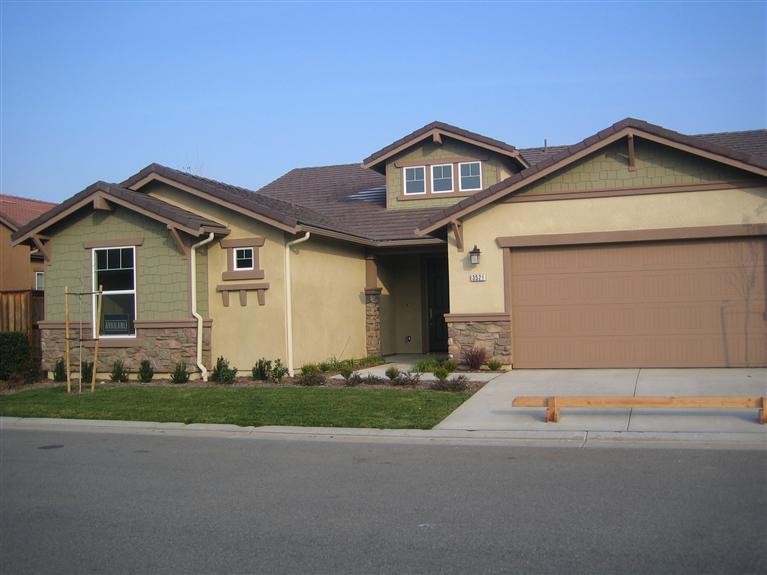 3521 Bloomfield Ln, Clovis, CA 93619 photo 1