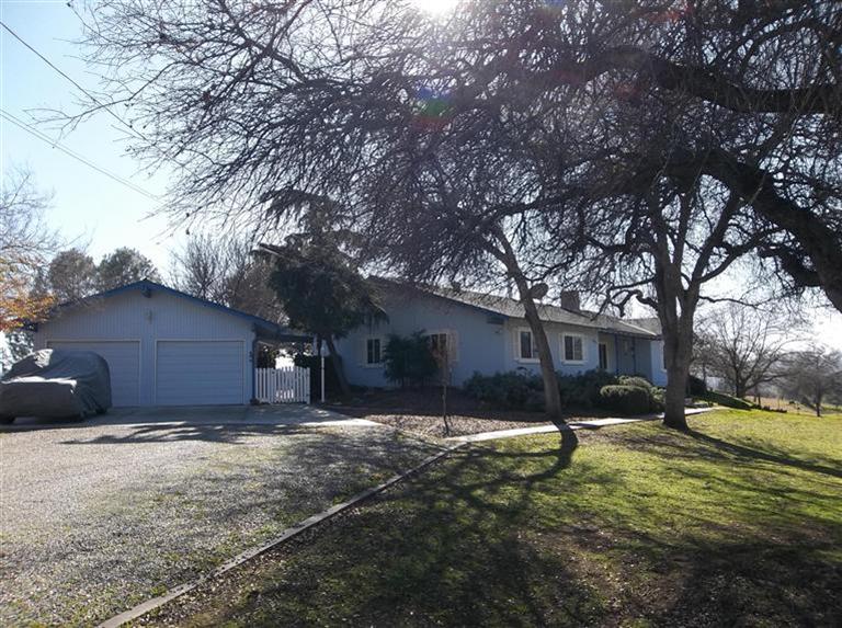22456 Broken Oak Ln, Clovis, CA 93619 photo 1