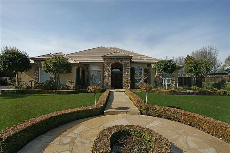 12149 N Via Piemonte Ave, Clovis, CA 93619 photo 1