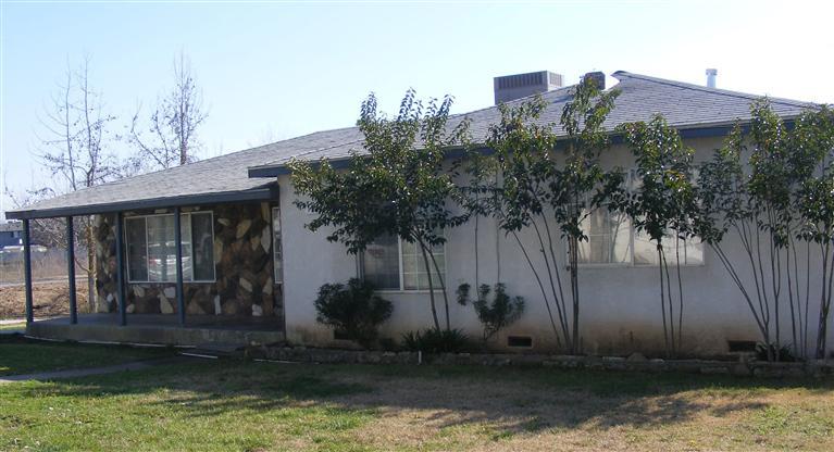 1128 Daulton Ave, Madera, CA 93638 photo 1