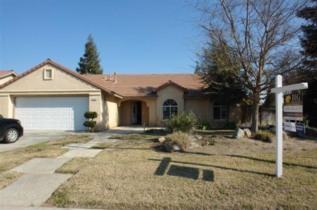 442 S Park Ave, Kerman, CA 93630 photo 1