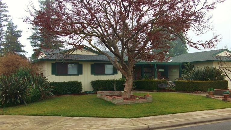 849 Stanford Ave, Clovis, CA 93611 photo 1