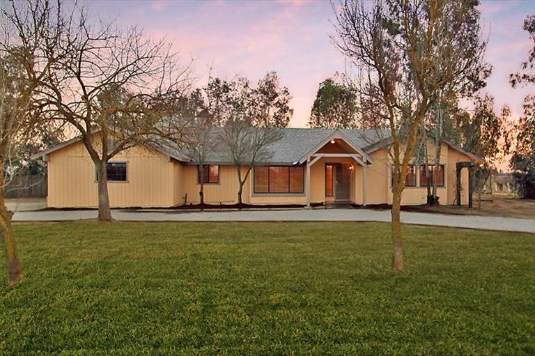 5255 E Kamm Ave, Selma, CA 93662 photo 1